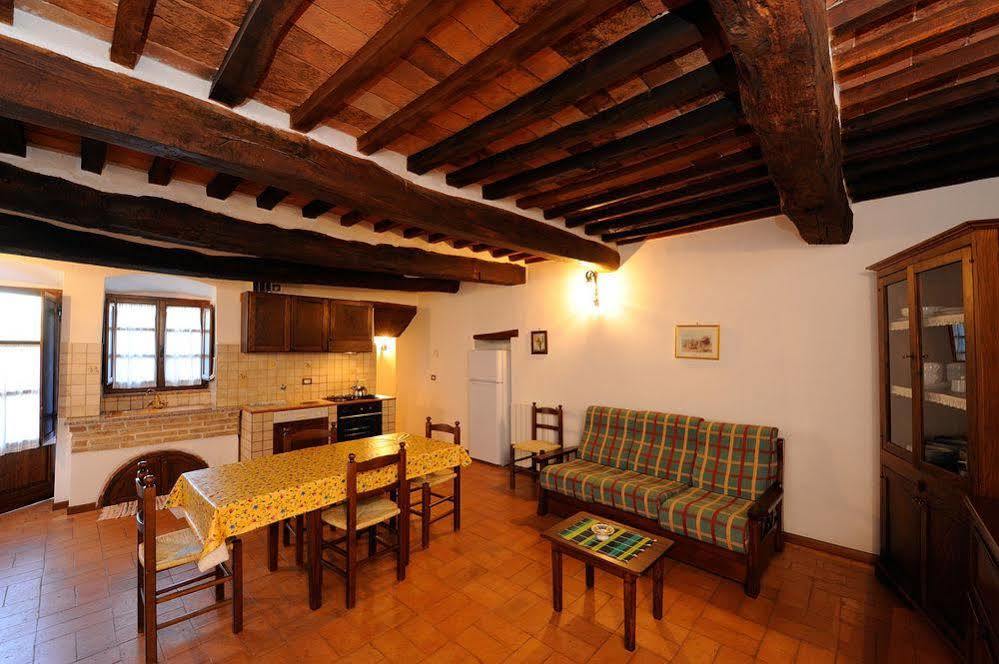 Relais Borgo Torale 호텔 파시냐노술트라시메노 외부 사진