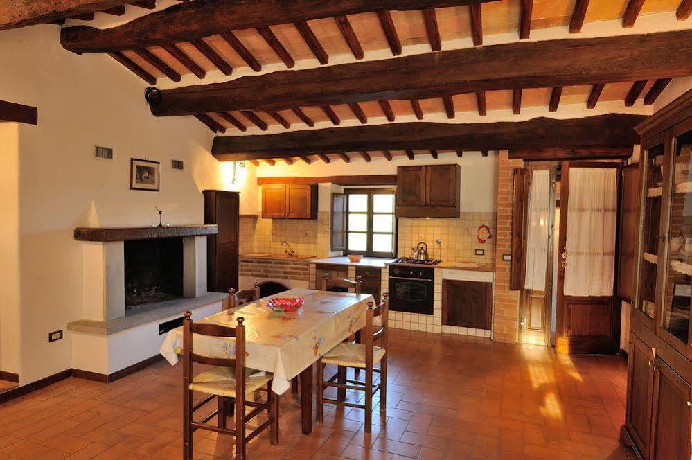 Relais Borgo Torale 호텔 파시냐노술트라시메노 외부 사진