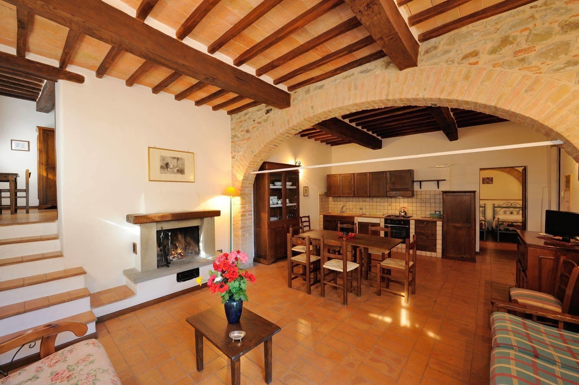 Relais Borgo Torale 호텔 파시냐노술트라시메노 외부 사진