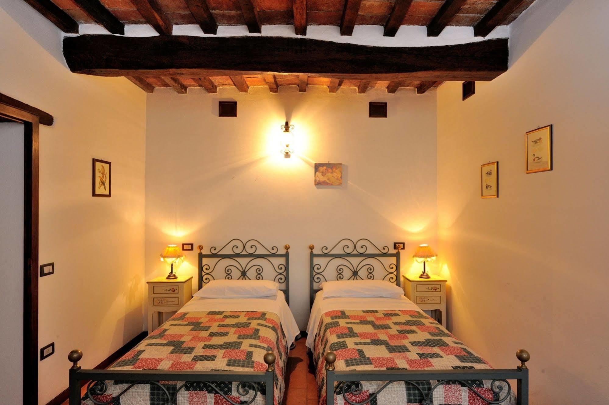 Relais Borgo Torale 호텔 파시냐노술트라시메노 외부 사진