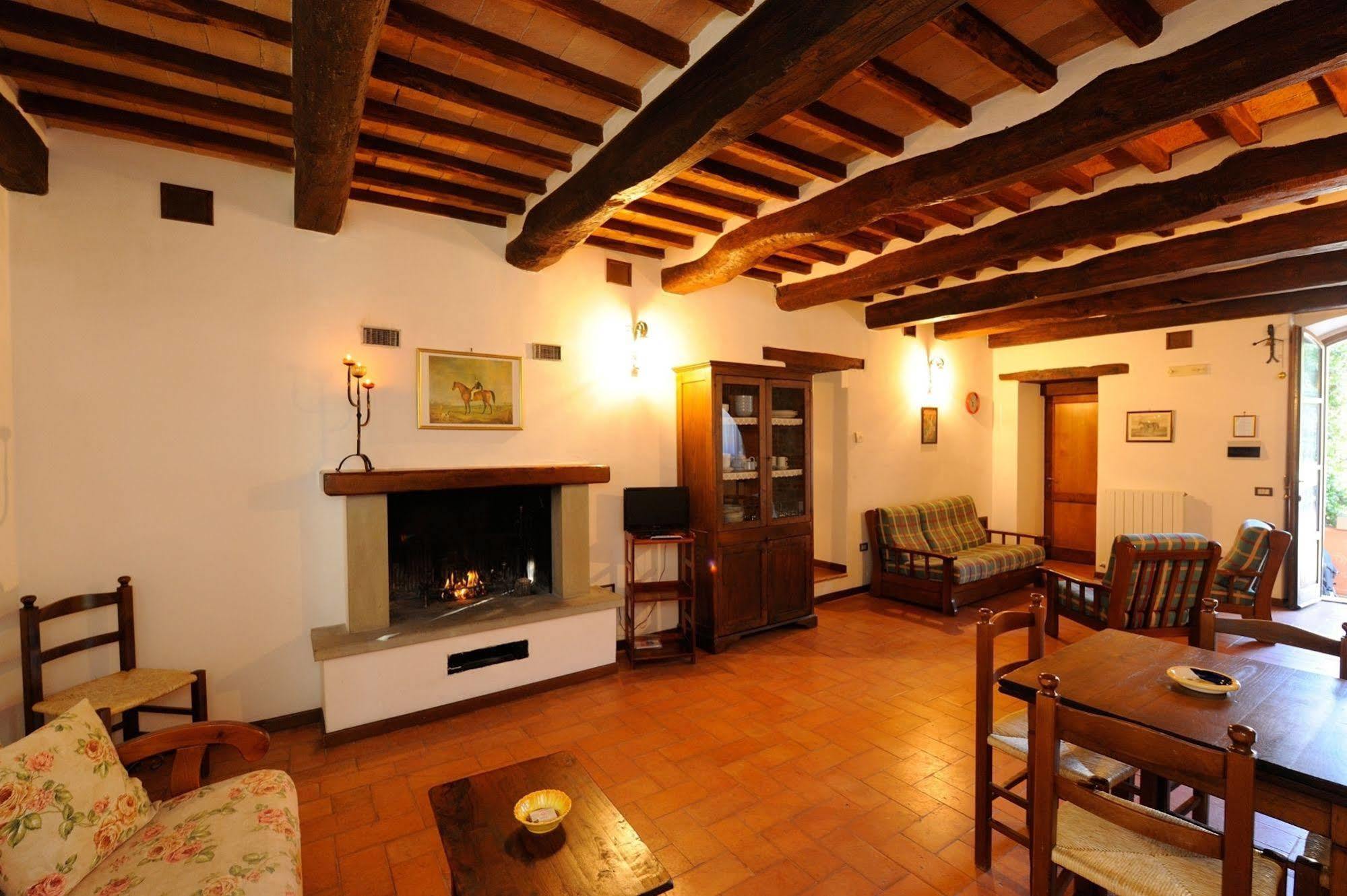 Relais Borgo Torale 호텔 파시냐노술트라시메노 외부 사진